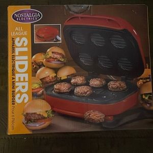 Never used Electric mini sliders burgers maker.
